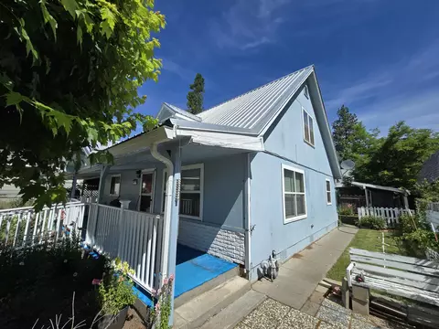 Exterior - 36978 Oak St, Burney, CA 96013 photo 3 of 7