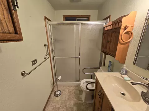 Bath - 36978 Oak St, Burney, CA 96013 photo 2 of 4