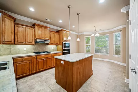 Kitchen - 667 Casa Buena St, Redding, CA 96003 photo 1 of 6