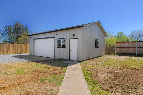 1135 Riviera Dr, Redding, CA 96001 photo 31
