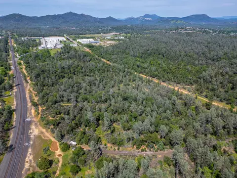Ashby Ct, Shasta Lake, CA 96019