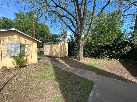 880 Lincoln St, Redding, CA 96001 photo 12