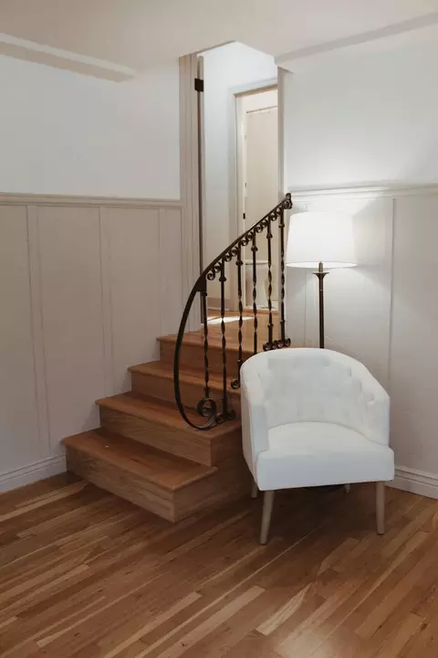 Entry Way - 2220 Cliff Dr, Redding, CA 96001 photo 1 of 3