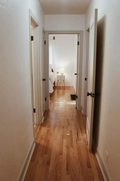 Entry Way - 2220 Cliff Dr, Redding, CA 96001 photo 2 of 3