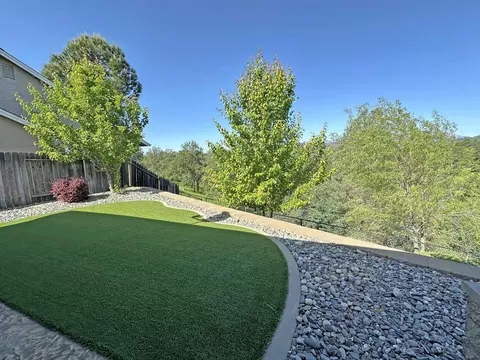 4462 Resting Fawn Ct, Redding, CA 96001 photo 7