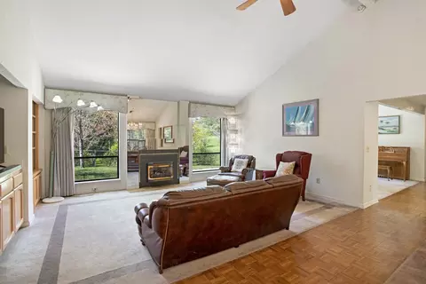 Living - 16093 Montgomery Ranch Rd, Redding, CA 96001 photo 2 of 4