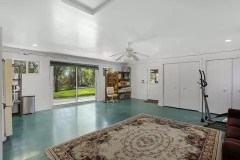 Living - 16093 Montgomery Ranch Rd, Redding, CA 96001 photo 4 of 4