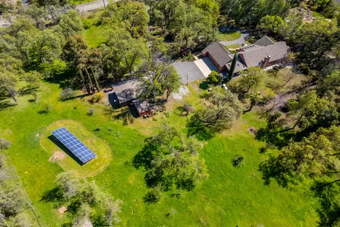 View/Area - 16093 Montgomery Ranch Rd, Redding, CA 96001 photo 4 of 5