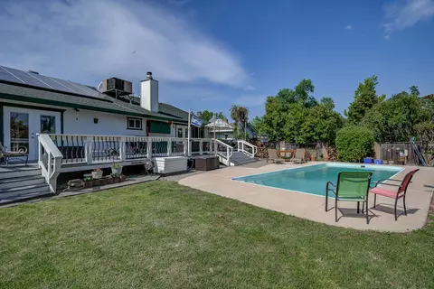 Exterior - 4281 Frances Dr, Redding, CA 96001 photo 8 of 18