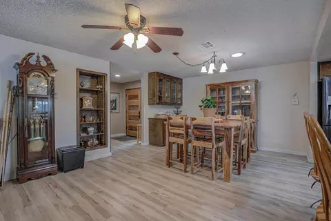 Dining - 4281 Frances Dr, Redding, CA 96001 photo 5 of 5
