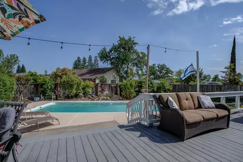 Exterior - 4281 Frances Dr, Redding, CA 96001 photo 13 of 18