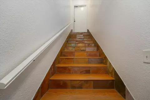 Entry Way - 15837 Nauvoo Trl, Redding, CA 96001 photo 3 of 3