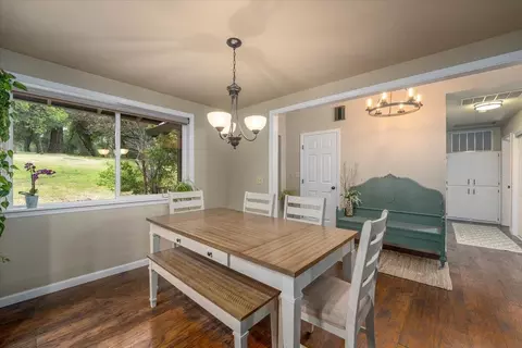 Dining - 15837 Nauvoo Trl, Redding, CA 96001 photo 1 of 1