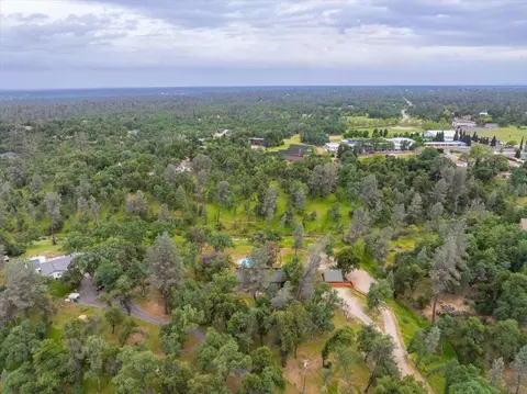 View/Area - 15837 Nauvoo Trl, Redding, CA 96001 photo 19 of 19