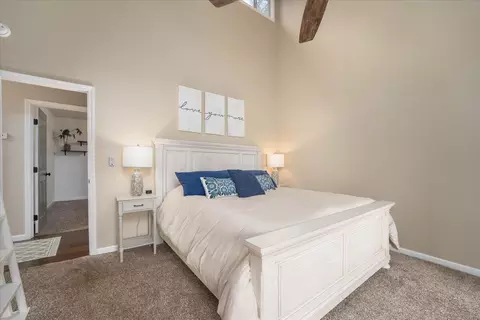 Bedroom - 15837 Nauvoo Trl, Redding, CA 96001 photo 7 of 16