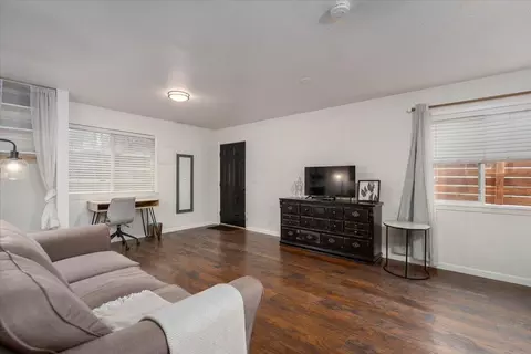 Bedroom - 15837 Nauvoo Trl, Redding, CA 96001 photo 10 of 16