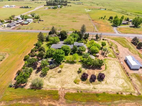 View/Area - 19950 Red Bank Rd, Red Bluff, CA 96080 photo 8 of 13