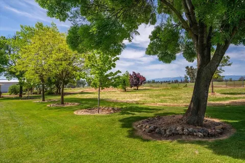 Exterior - 19950 Red Bank Rd, Red Bluff, CA 96080 photo 25 of 30