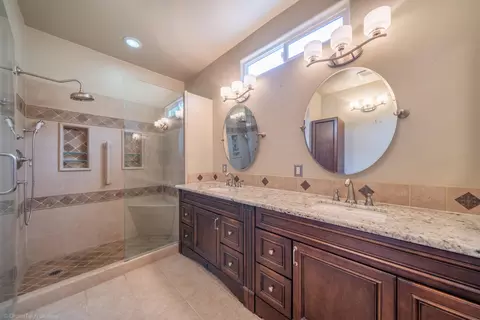 Bath - 21192 El Toro Ln, Redding, CA 96003 photo 1 of 2