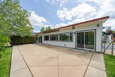 Exterior - 21192 El Toro Ln, Redding, CA 96003 photo 5 of 28