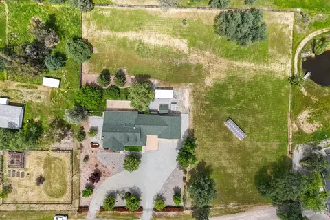 Floorplan - 21192 El Toro Ln, Redding, CA 96003 photo 1 of 1