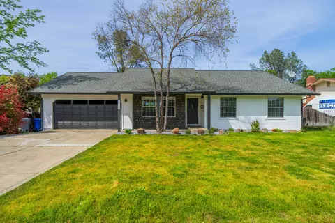 2624 Howard Dr, Redding, CA 96001