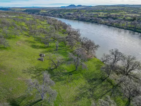 View/Area - 14535 Carriage Ln, Red Bluff, CA 96080 photo 4 of 5