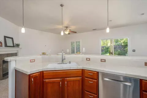 Kitchen - 1070 Montclair Dr, Redding, CA 96003 photo 3 of 4