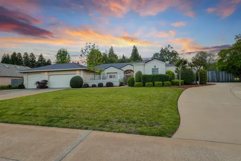 Exterior - 4485 Brittany Dr, Redding, CA 96002 photo 2 of 62