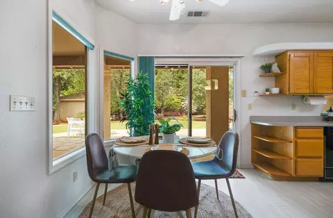 Dining - 4485 Brittany Dr, Redding, CA 96002 photo 3 of 4