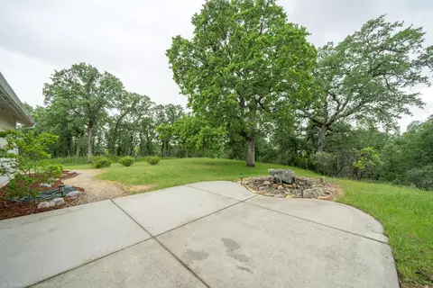 Exterior - 11506 Ridgewood Rd, Redding, CA 96003 photo 19 of 32