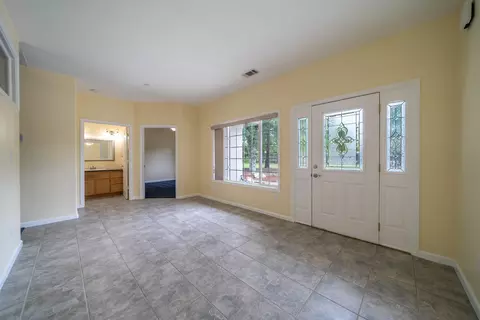 Living - 11506 Ridgewood Rd, Redding, CA 96003 photo 1 of 2