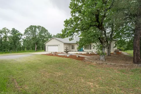Exterior - 11506 Ridgewood Rd, Redding, CA 96003 photo 6 of 32