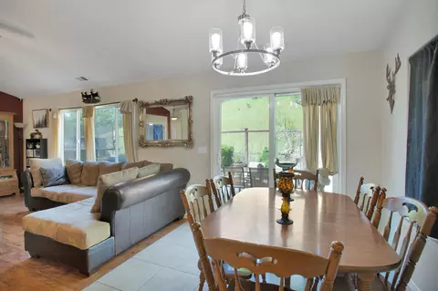 Dining - 624 Valleybrook Dr, Redding, CA 96003 photo 1 of 1