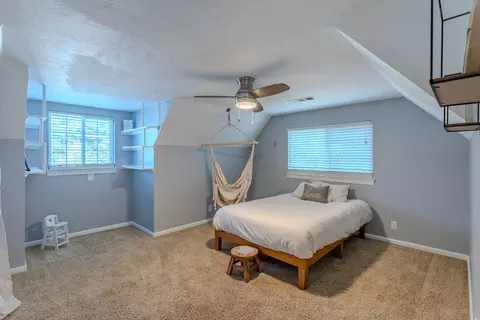 Bedroom - 7030 Riata Dr, Redding, CA 96002 photo 4 of 6