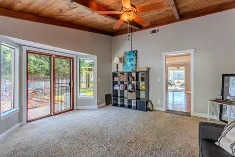 Living - 7030 Riata Dr, Redding, CA 96002 photo 2 of 4