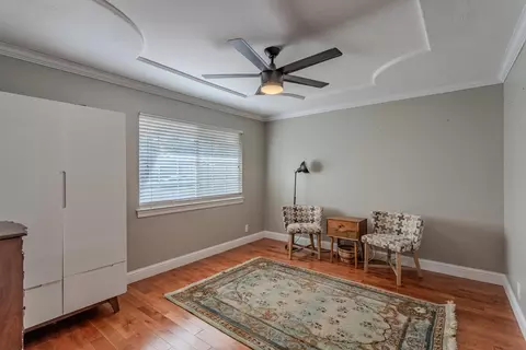 Living - 7030 Riata Dr, Redding, CA 96002 photo 3 of 4
