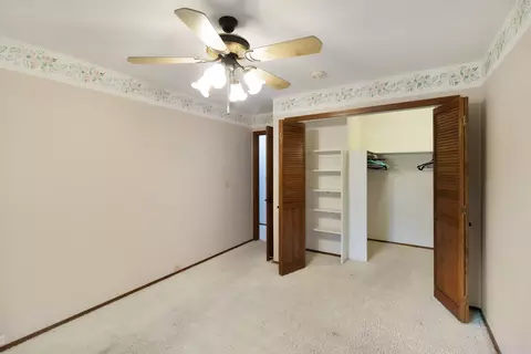 Bedroom - 527 River Oaks Dr, Redding, CA 96001 photo 2 of 4