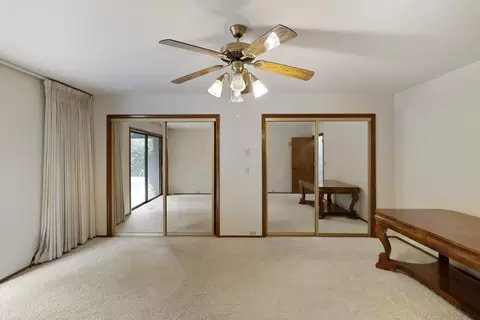 Bedroom - 527 River Oaks Dr, Redding, CA 96001 photo 3 of 4