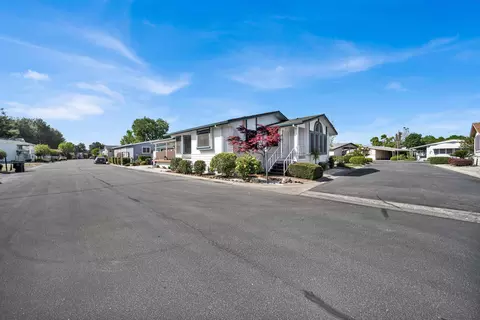 350 Gilmore Rd # 104, Red Bluff, CA 96080