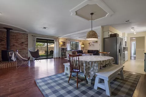 Dining - 2539 Velia St, Redding, CA 96002 photo 2 of 3
