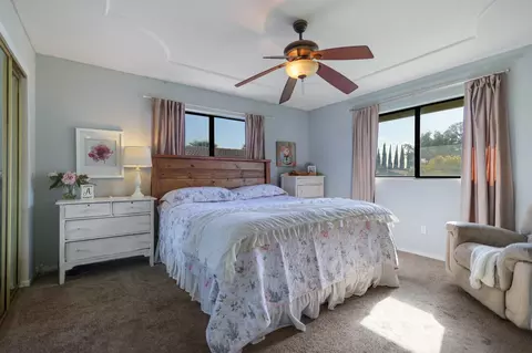 Bedroom - 2539 Velia St, Redding, CA 96002 photo 1 of 5