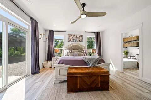 Bedroom - 21255 Via Serena Dr, Redding, CA 96003 photo 1 of 1