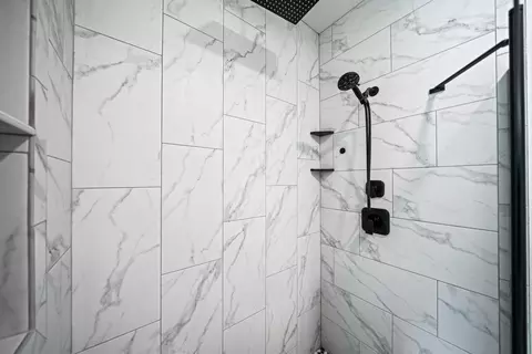 Bath - 21255 Via Serena Dr, Redding, CA 96003 photo 1 of 1