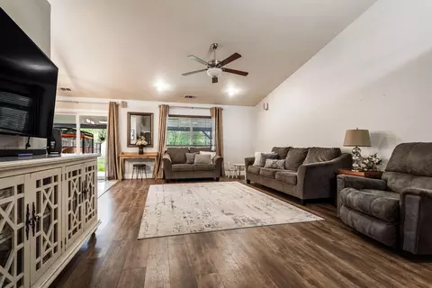 14558 Ryan Ln, Red Bluff, CA 96080 photo 6