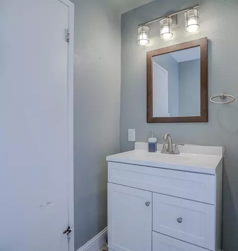1113 2nd St, Redding, CA 96002 photo 12