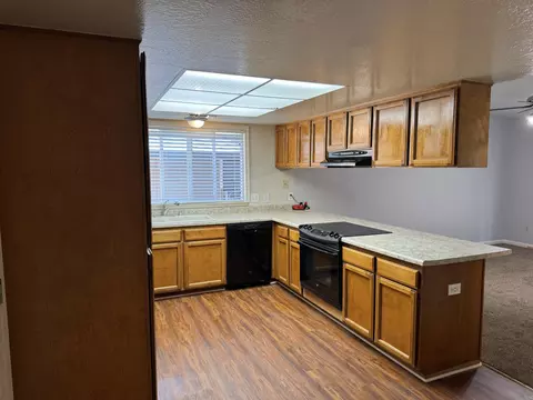 Kitchen - 6683 Creekside St, Redding, CA 96001 photo 2 of 4