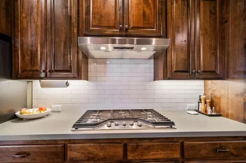 Kitchen - 4121 Acadia Pl, Redding, CA 96001 photo 3 of 8