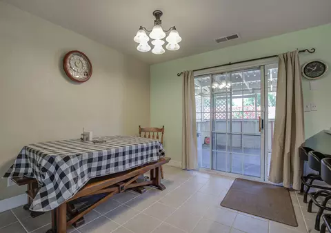 768 St Thomas Pkwy, Redding, CA 96003 photo 12