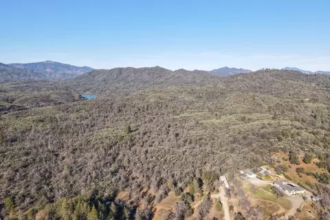 Quartz Hill Rd, Redding, CA 96003 photo 2